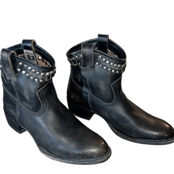 EUC FRYE Women's Diana Cut Stud Western Booties Mexico Made Size 8 - Picture 2 of 10